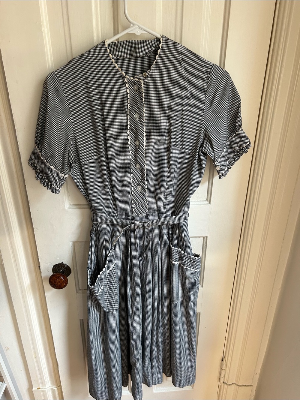 Vintage Black & White Gingham Midi Shirt Dress with Tie Waist